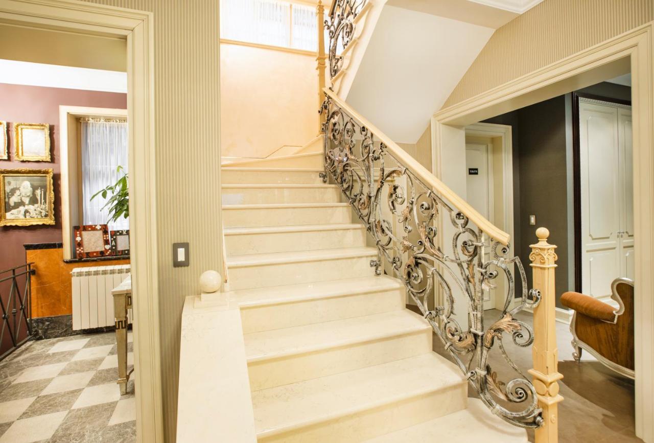 Eclat Luxury Hotel Belgrado Buitenkant foto