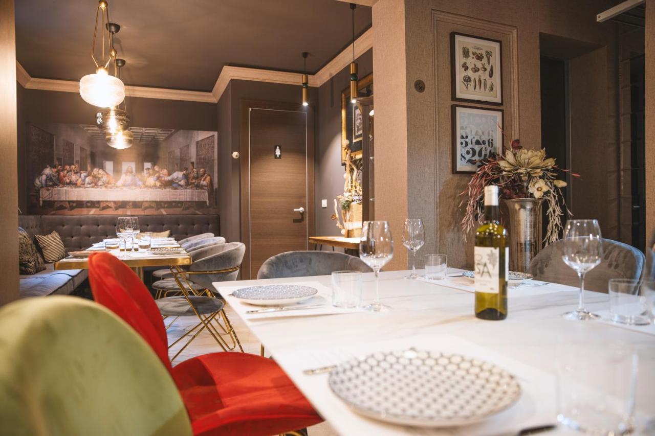 Eclat Luxury Hotel Belgrado Buitenkant foto
